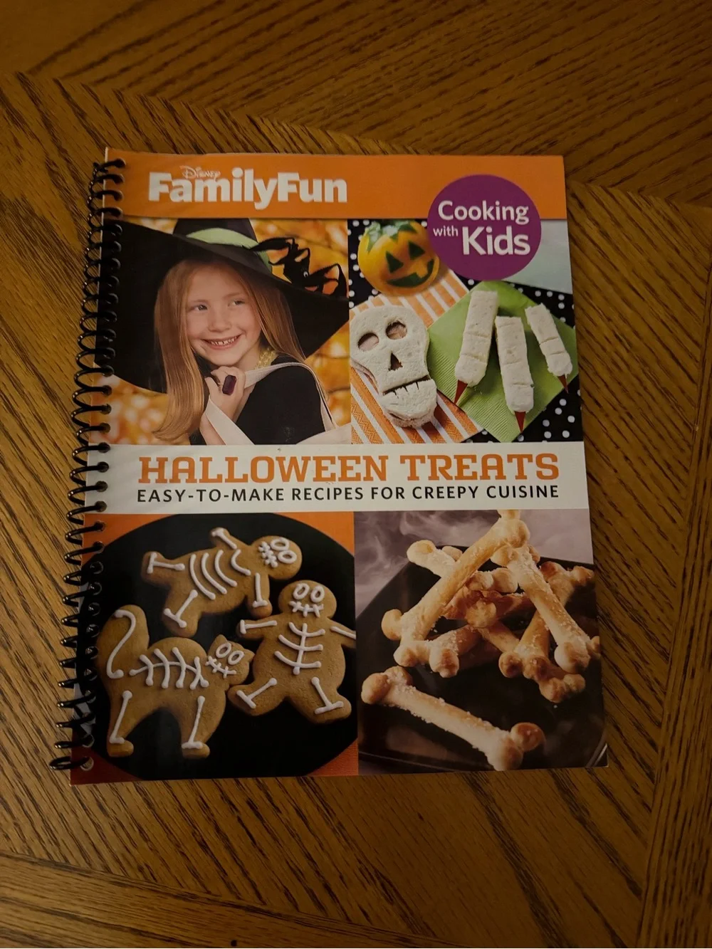 Halloween Treats Cooking with Kids Book